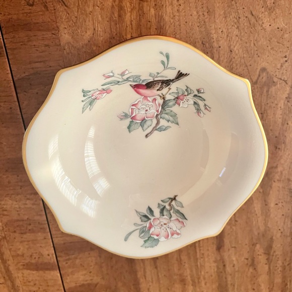 Lenox Serenade Pedestal Compote Dish - Picture 2 of 4